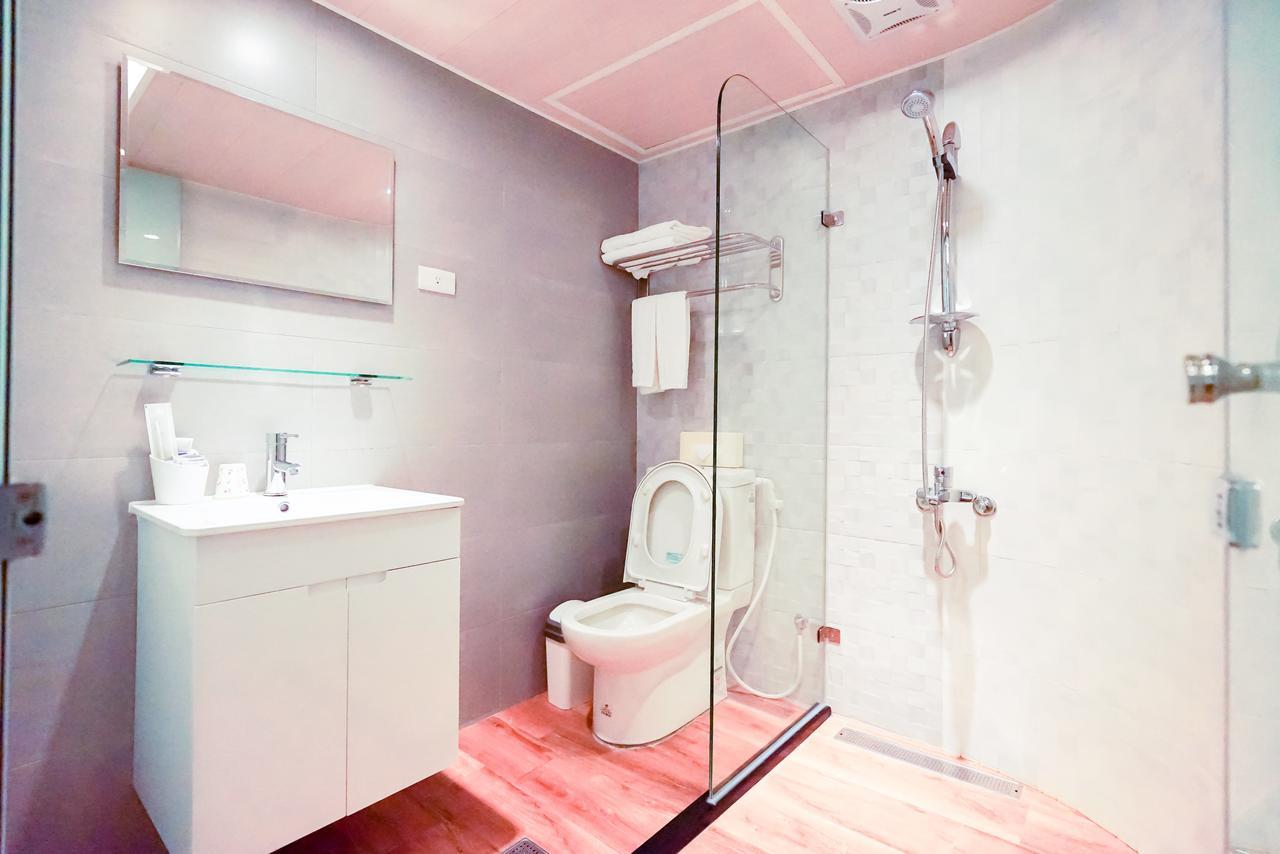 Jiu Tien Do Homestay Tainan Exterior photo